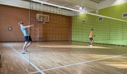 Badmintona sacensības jauniešiem
